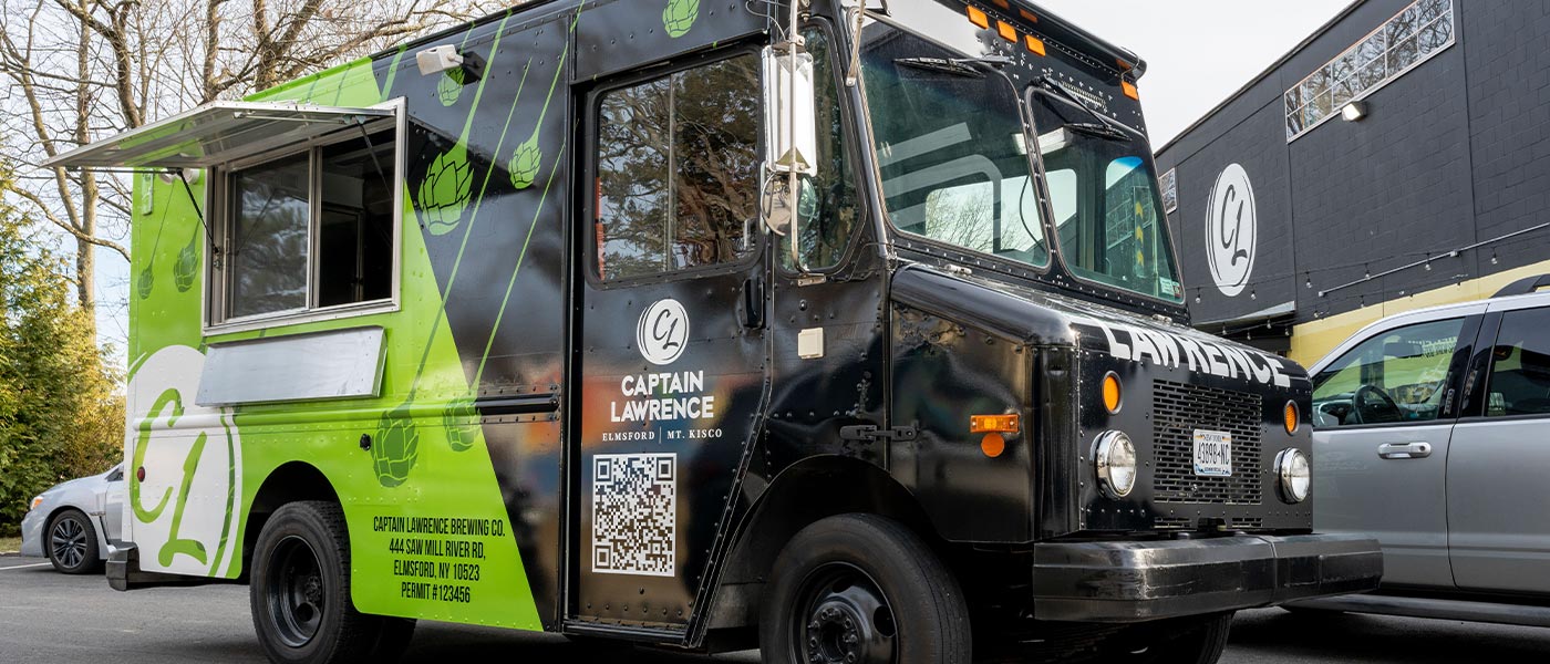 Wide Shot Food Truck