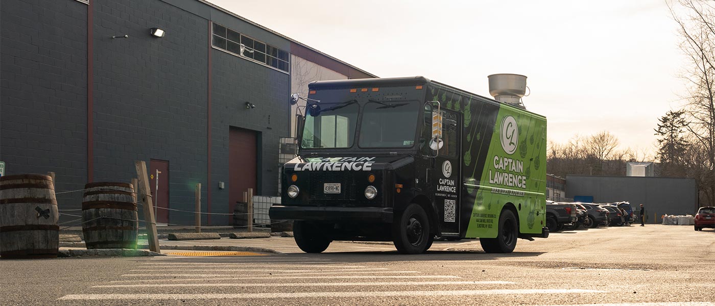 Food Truck Wide Shot